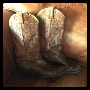 Tony Lama boots size 10.5
